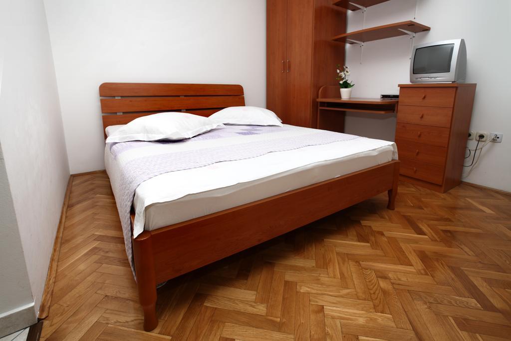 Apartments In Beautiful Split Подстрана Номер фото